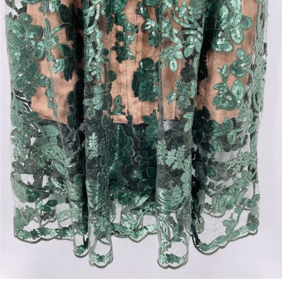 Dress the Population Dress Size XSmall Blair Embellished Sequin Fit Flare Midi - Picture 4 of 11